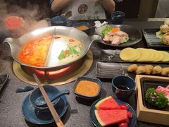 -湊湊火锅·茶憩(打浦桥日月光店)