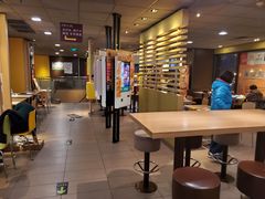 大堂-麦当劳(百荣世贸商城店)