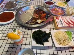 -山悦里 山野·鲜火锅(罗斯福广场店)