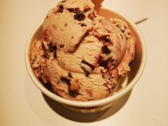 覆盆子布朗尼炫炫脆-哈根达斯(陆家浜路店)