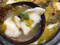 -周鱼小馆石锅酸菜鱼(活力汇店)