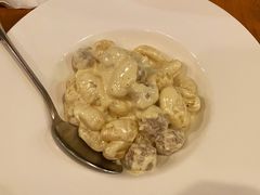 土豆面配香肠蓝乳酪酱-La Tavernetta(Bar à Vin)(乌鲁木齐路店)