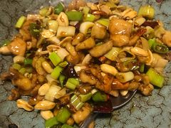 -红山红餐厅(宏源大厦店)