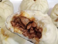 奥尔良鸡腿包-老陶包子铺(南大西南村店)