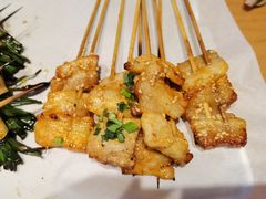 -华府九号海鲜烧烤大排档(龙域店)