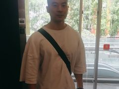 -乐刻运动健身(青山印象城店)