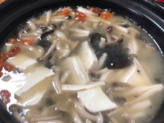 -玲燕蒸菜馆(江东路店)