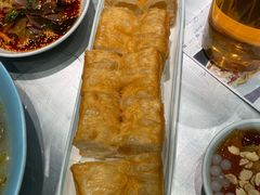 -姚姚酸菜鱼·金戈戈香港豉油鸡(喜荟城联名店)