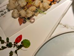 -姜君·千岛湖鱼头馆(浦东大道店)