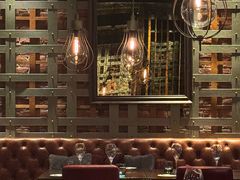 -恰餐厅及酒吧 CHAR Bar & Grill (北京丽都皇冠假日店)