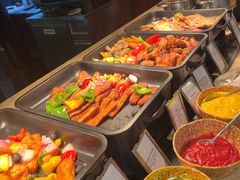 -大中华希尔顿酒店-念自助餐·嗨啤·小龙虾