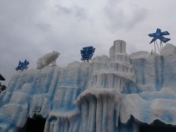 -圣名游乐城冰雪大世界