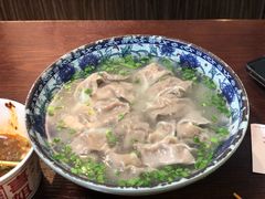 -老新隆牛肉锅贴(新街口店)