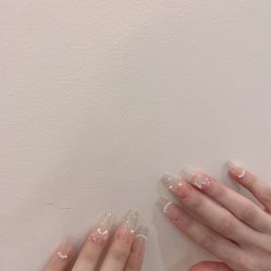 点击看大图 -Fanni美甲美睫皮肤管理
