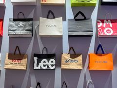 -首创奥特莱斯(西安店)