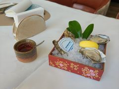 -斯普汇生蚝牛排馆(中骏世界城店)