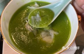 Warm Spring Bean Paste Stewed Shark Fin