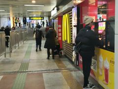 -麦当劳(中山公园龙之梦店)