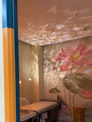 -美肤盾祛痘·问题肌头疗管理中心