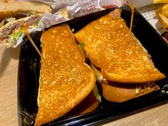 -The Habit Burger Grill 哈比特汉堡(复兴soho店)