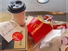 -麦当劳(展览路店)