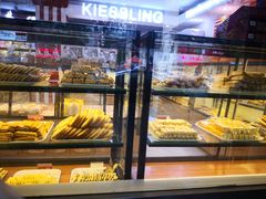 面包甜点陈列柜-起士林(荣安大街店)