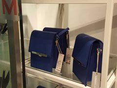 货架-名创优品(天河区正佳广场二店)