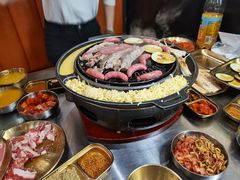 -胡悦里韩式烤肉(芝罘万达广场店)