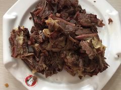 -闫家驴肉老店(华电一校店)