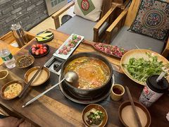 -贵厨酸汤牛肉(花果园国际中心店)