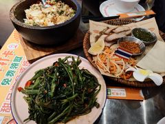 -小小集渔·泰式大排档(太古里香槟店)