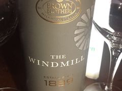Red&nbsp;wine-Hooley's活利仕西餐厅(珠江新城店)