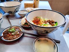-弓家大队老碗面(高新咖啡街区店)