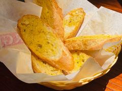 蒜香黄油法包-秀·爱尔兰餐吧(上海路店)