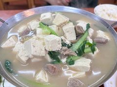 -东北四季饺子王(华山路店)