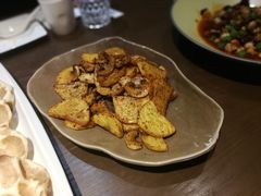 土豆口蘑-梧桐树下(云锦世家店)