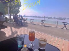 -游心咖啡(青山滨江店)