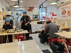 -柳州肥姨妈大骨螺蛳粉(东靖路店)