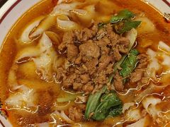 -顺溜·手工刀削面·黑金店(铜锣湾店)