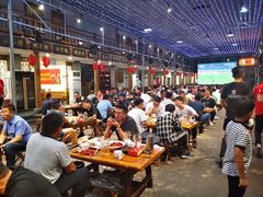 大堂-清真·老金烧烤·小龙虾(奥体中路店)