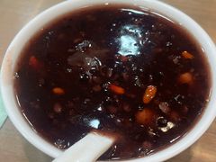 黑米八宝无糖粥-西安贾三灌汤包·回坊小吃·清真炒菜(北院门总店)