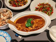 红烧河豚-肆月河豚·新淮扬菜·烤鸭(中关村店)