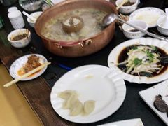 -朴小妹人参鸡汤火锅(长白山万达店)