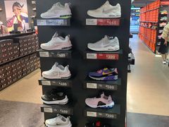 -NIKE上海青浦优选体验店