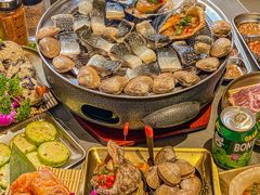 -围炉肉舍•炭烤活鳗•丹东海鲜烤肉(步行街店)