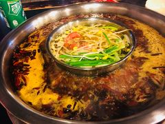 -邓莽子老火锅(中兴路总店)