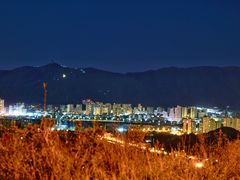 -鬼笑石后山停车场