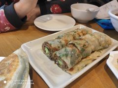 葱饼卷牛肉-台北楚楚园馅饼粥(虹桥南丰城店)