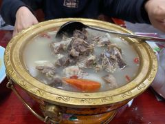 清炖羊肉-窄巷子陕菜馆·地道陕西菜(粉巷店)