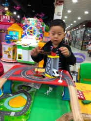 -开心哈乐亲子乐园(东森时尚百货店)